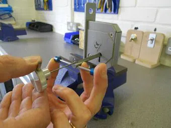 Logan Locksmith Shop Spring Valley, NY 845-233-2415 - key-broke-in-lock